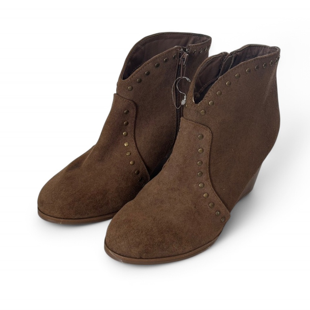 No Parking Brown Wedge Ankle Boots Size 7.5